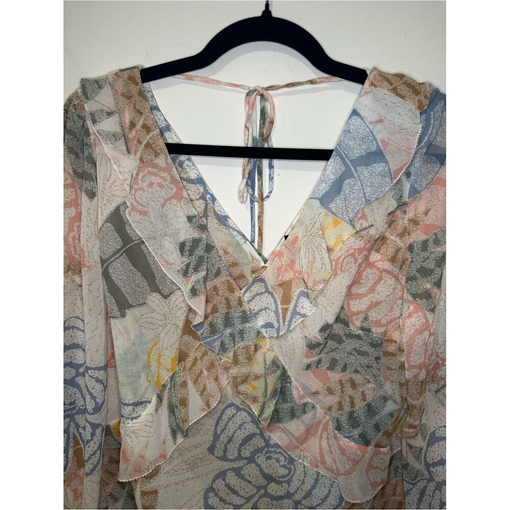 White House BlackMarket Floral Long SLV‎ Raffle Front Blouse SZ S V Neck Multi - Picture 7 of 14